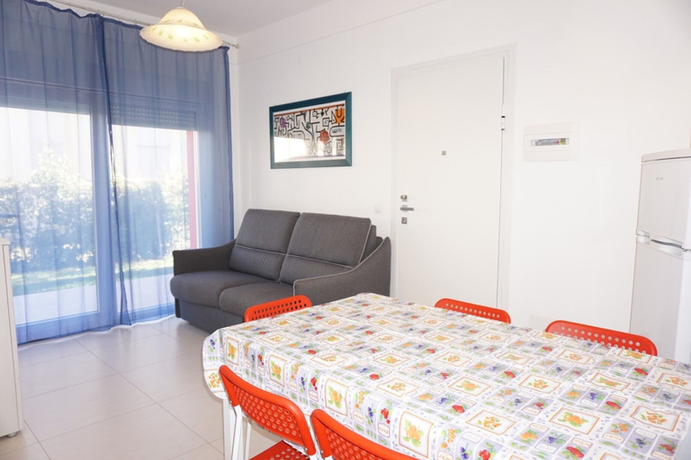 Bedroom 2, Beautiful One-storey Building For 6 People, Venezia