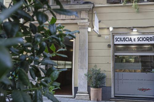 Lovely studio in the city center by Wonderful Italy, Genova