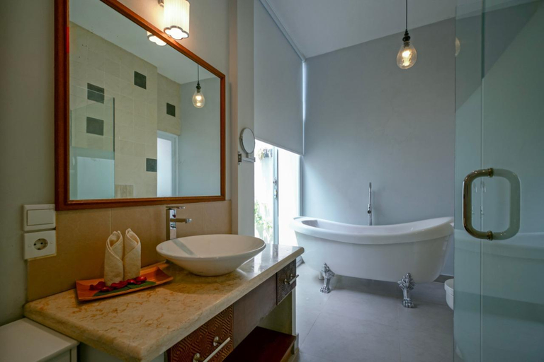 Bathroom 2, Villa SU'KHA UMALAS, Badung