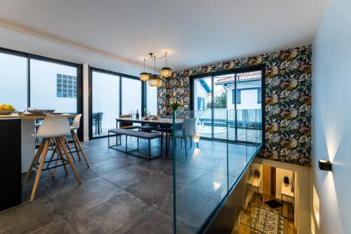 BLOOMY KEYWEEK Amazing townhouse close to Cote des Basques beach, Pyrénées-Atlantiques