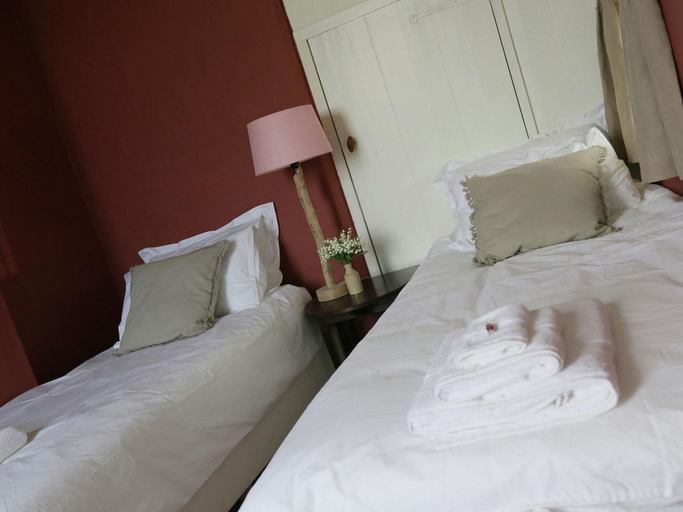 Bedroom 2, Peaceful Farmhouse in Doorn near Forest, Doorn