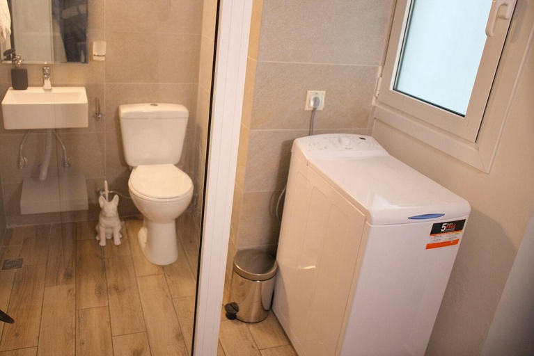 Others 4, Athens Bounty☆Garden House 2BR/2BA Free Parking, Attica