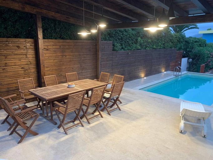 Sport & Beauty 4, Trilocale In Villa Con Piscina - Clima E Wi-fi, Syracuse