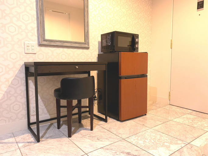 Dining Room 14