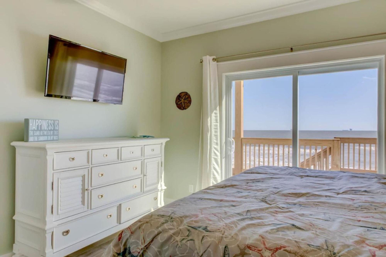 Bedroom 2, 056 Walking on Sunshine by ACP, Mobile