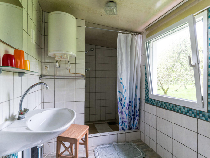 Bathroom, Family-Friendly Home with Garden, Nordwestmecklenburg