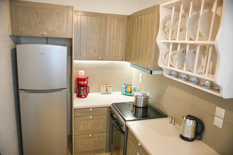 Others 3, Athens Bounty☆Garden House 2BR/2BA Free Parking, Attica