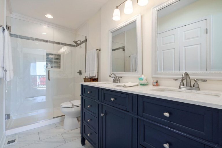 Bathroom 3, 037 Sandcastle 6D by ACP, Mobile