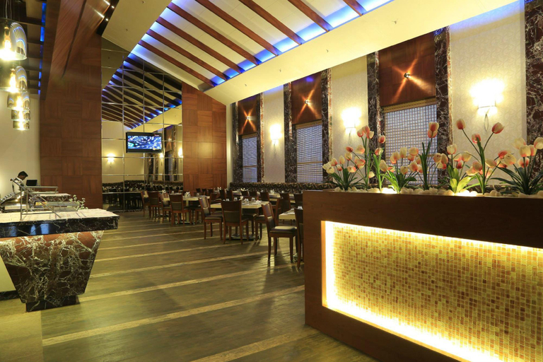 Food & Drinks 5, Dhanalakshmi Srinivasan Hotel, Perambalur