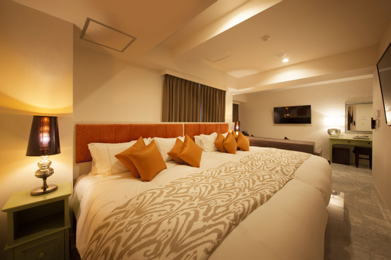 Bedroom 13