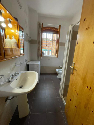 Bathroom 3, Trilocale In Villa Con Piscina - Clima E Wi-fi, Syracuse