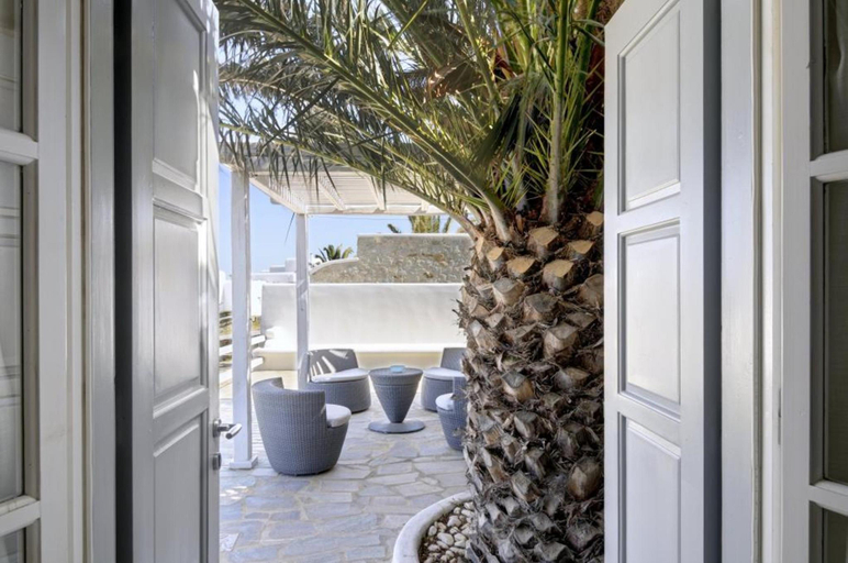 Others 5, Sea & Sun Estate, South Aegean