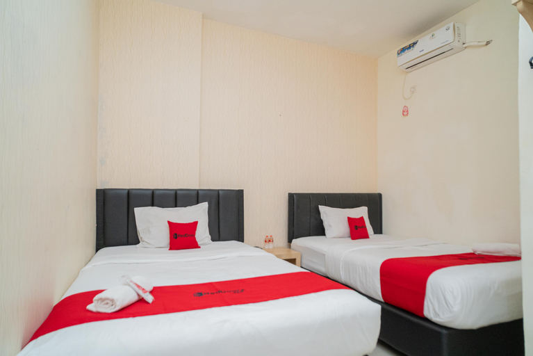 Bedroom 25