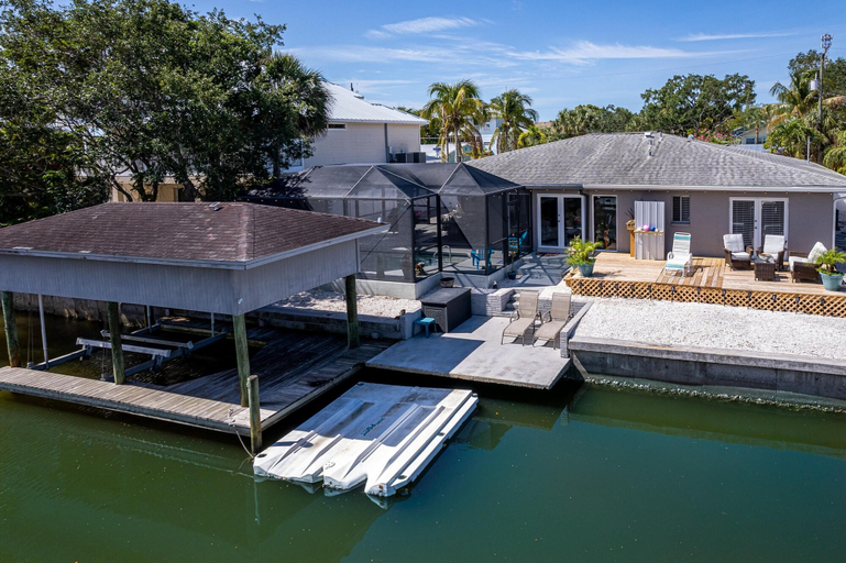 Sport & Beauty 4, 3191 Shell Mound - Wine Down by Coastal Vacation Properties, Lee
