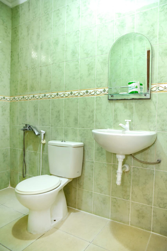 Bathroom 5, Hotel Pemalang, Pemalang