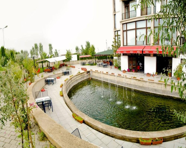 Others 3, Hotel Ok, Prizren