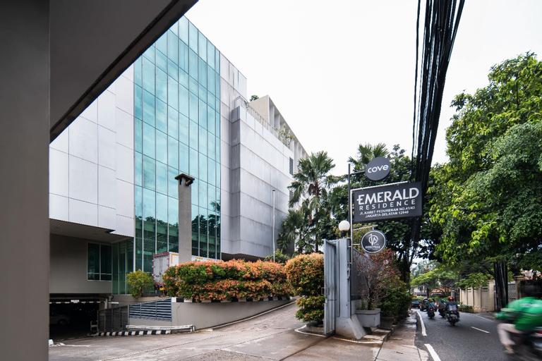 Exterior & Views 1, Cove Emerald, South Jakarta