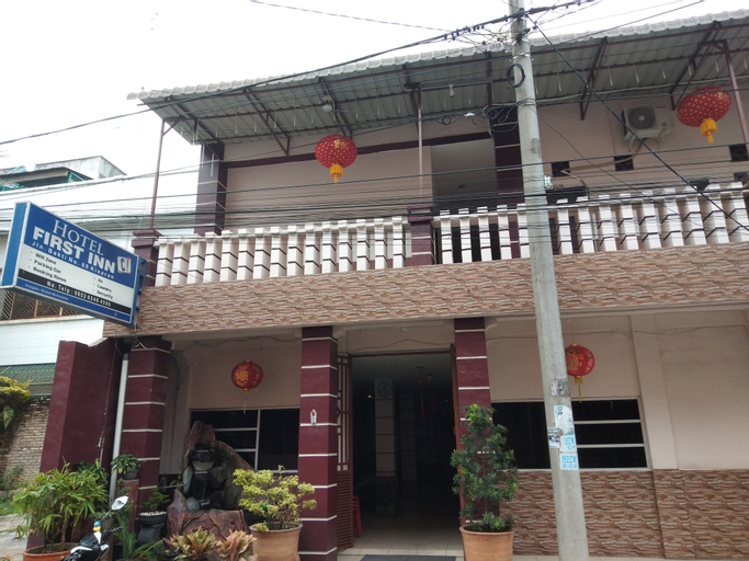 Exterior & Views 2, First Inn Hotel, Asahan