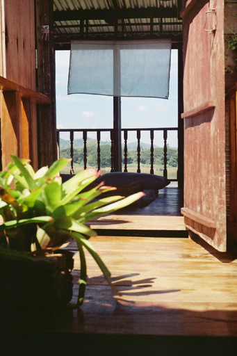 Bedroom 2, Mali Gallery, Chiang Khan