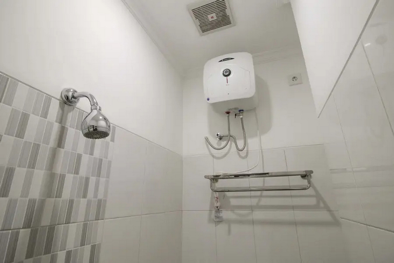 Bedroom 4, RedDoorz @ Ruko ITC Roxy Mas, Central Jakarta