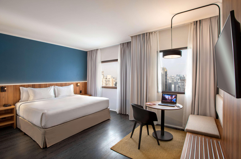 Bedroom 30