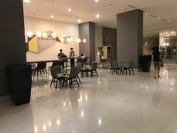 Food & Drinks, Cozy Studio above Pakuwon Mall, Surabaya