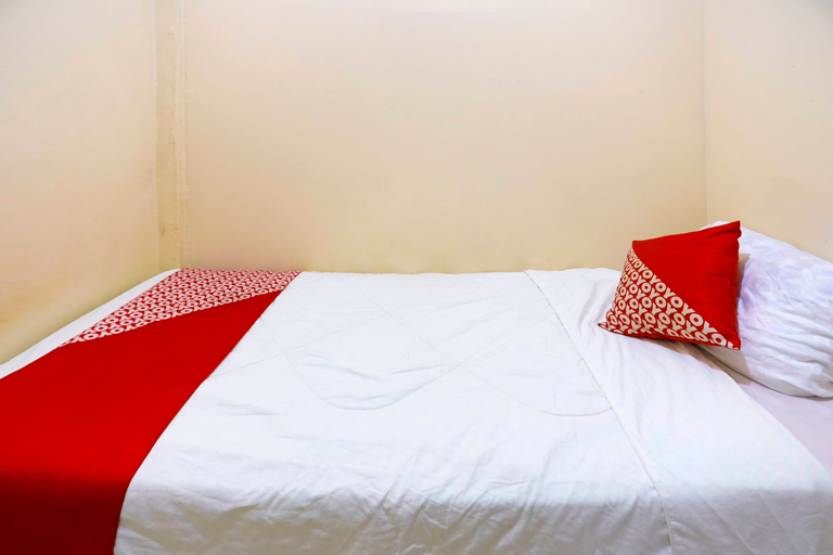 Bedroom 4, SPOT ON 91494 Kembang Kunir Syariah, Batam