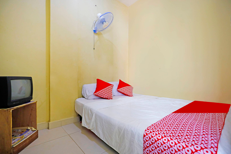 Bedroom 1, SPOT ON 91494 Kembang Kunir Syariah, Batam