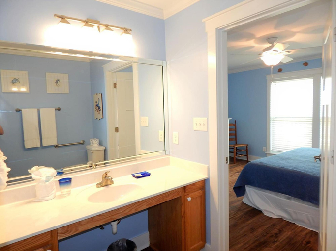 Bedroom 2, 013 Must Be Nice by ACP, Mobile