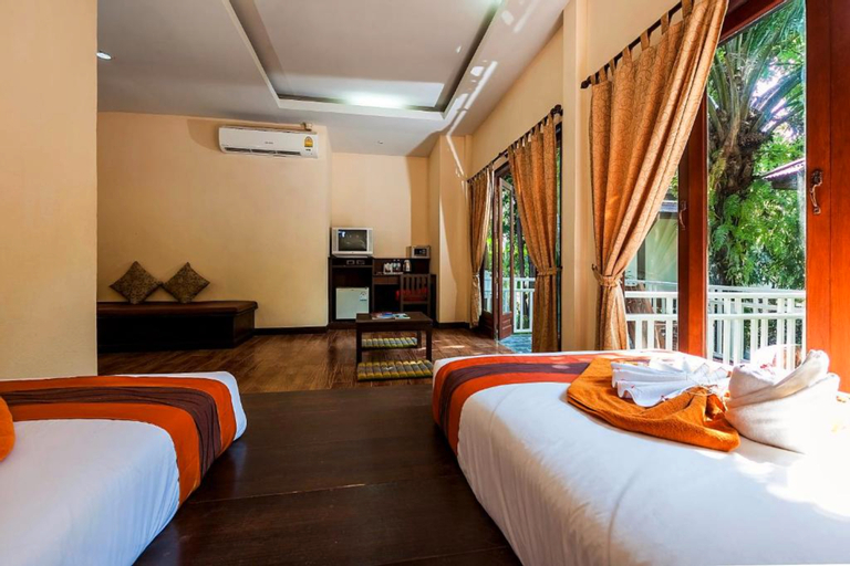 Bedroom 8