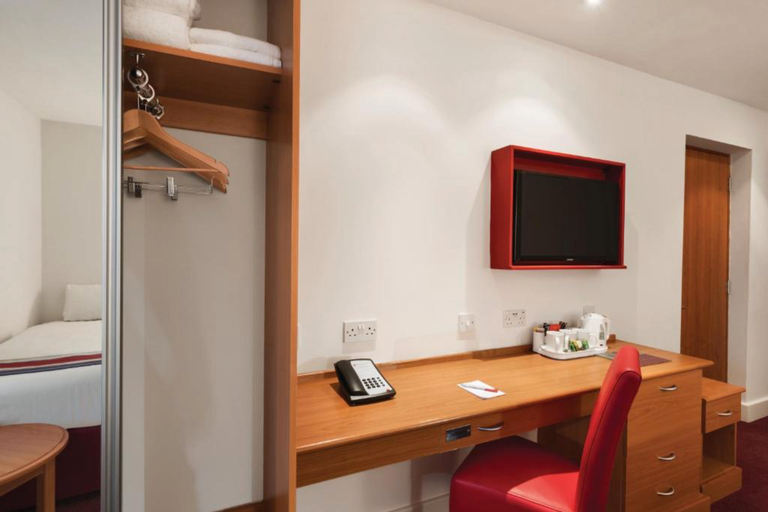 Bedroom 8