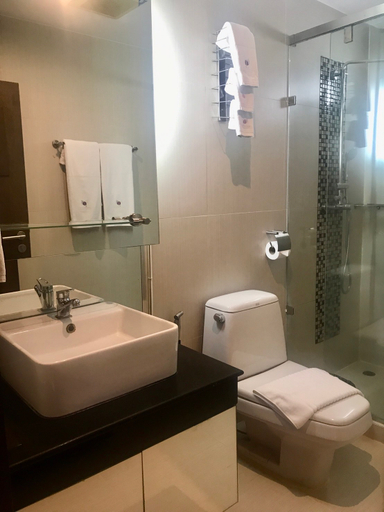 Bathroom 4, Paradiso Boutique Suites, Khlong Toey