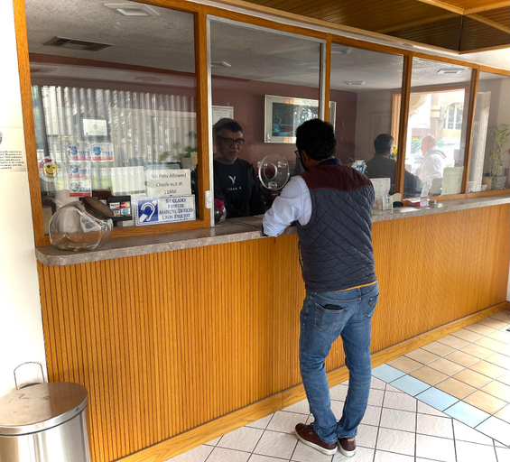 Public Area 3, Chino Motel, San Bernardino