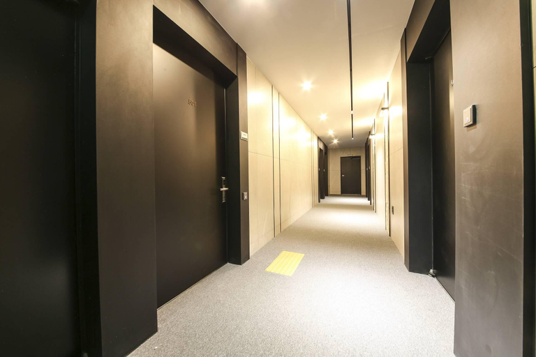 Others 5, City hotel , Dong