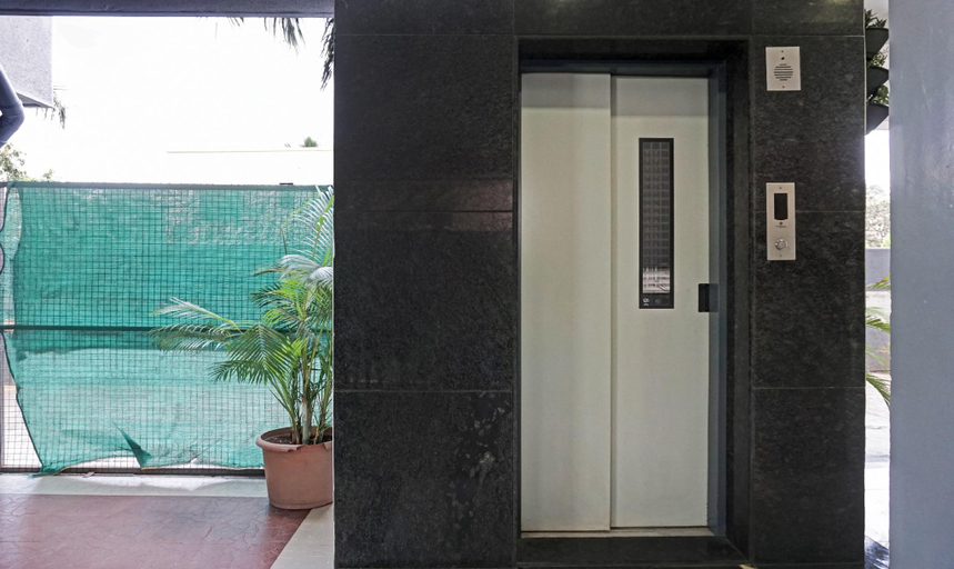 Public Area 3, Treebo Diamond Residency - DDPK Inn, Pune