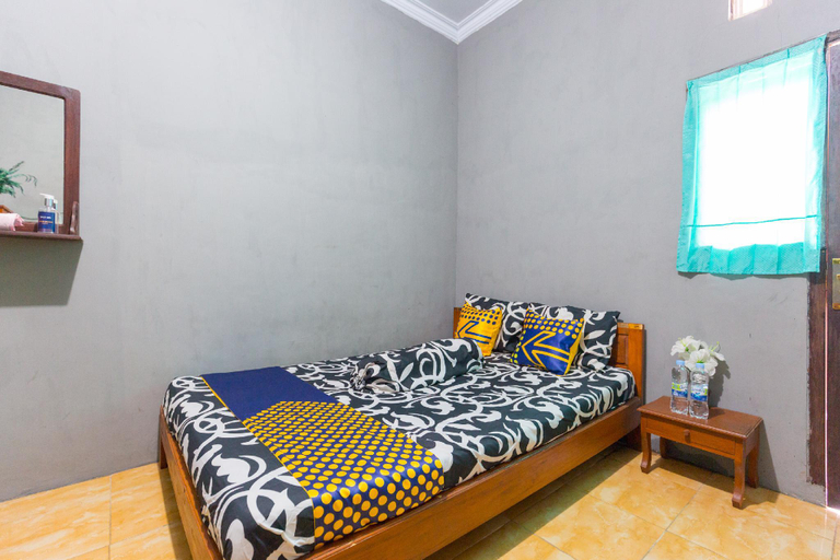 Bedroom, SPOT ON 1746 Putri Kuning Residence, Banyuwangi