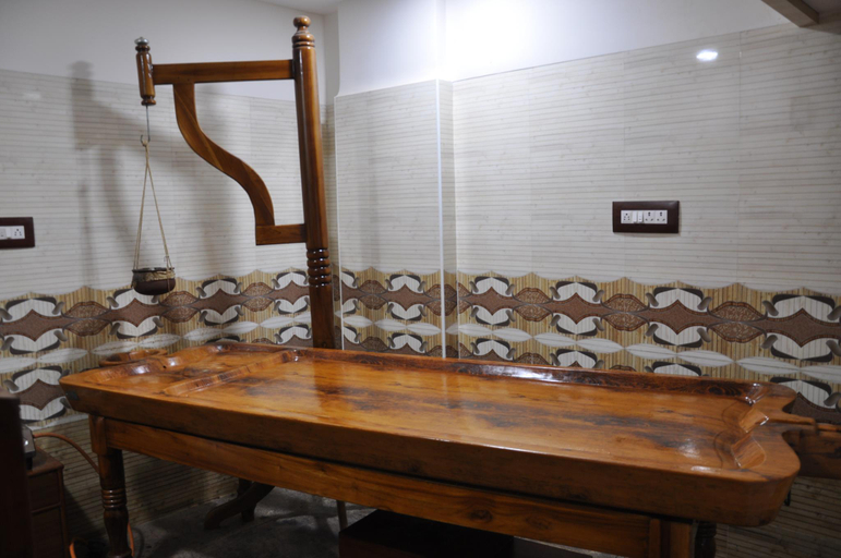 Others 4, Hotel Green Palace, Thanjavur