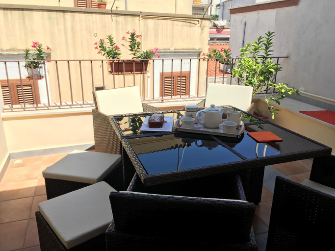 Others 4, B&B Casa Rubis, Bari