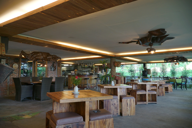 Food & Drinks 5, LITTLE CARAVAN FOREST RESORT, Mojokerto