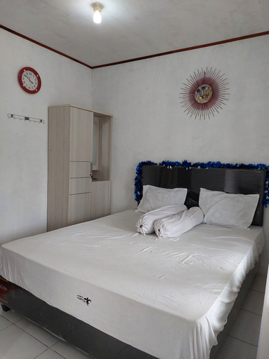 Bedroom 2, Syalom Homestay, North Minahasa