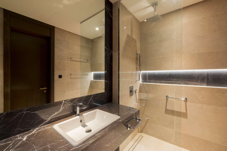 Bathroom 5, Mansard Riyadh, A Radisson Collection Hotel, Riyadh