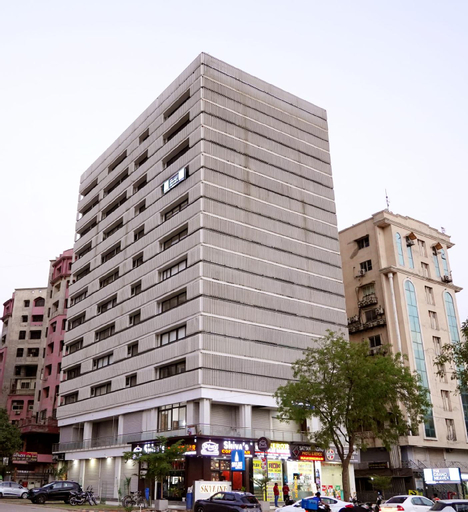 Hotel The Grand Heaven, Gandhinagar