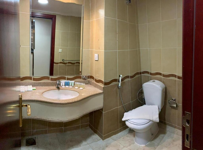 Bathroom 5, Grand plaza al Madinah, Al Madinah Al Munawwarah