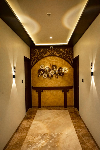 Public Area 2, The Royal Palace, Thane