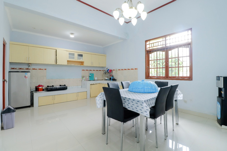 Dining Room, Private Pool ELM House by WHouse, Bantul