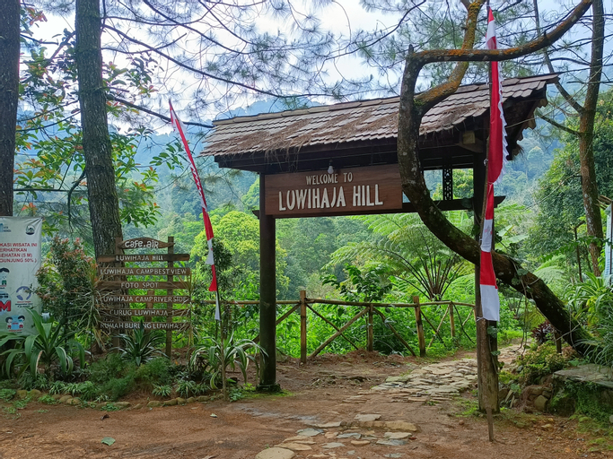 Villa dan Cafe Air Luwihajahill