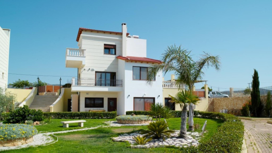 Others 5, Sunshine Villa with Private Pool by Checkin, Crete