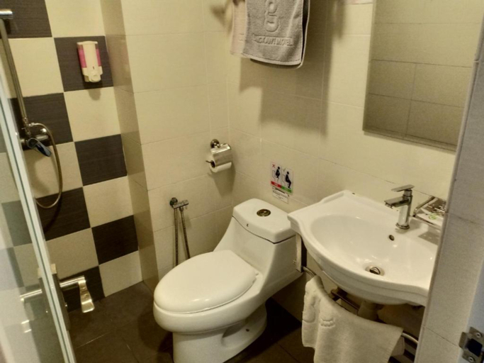 Bathroom 5, G Langkawi Motel, Langkawi