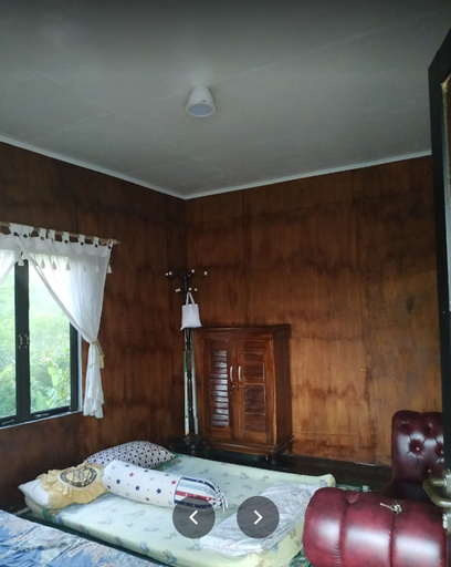 Villa Bening Syariah with fantastic view of Gunung Batu Bogor, Bogor