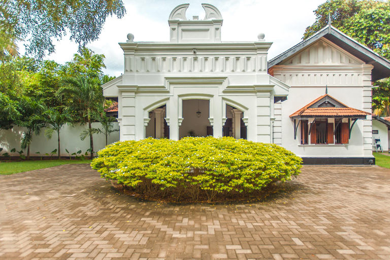 Public Area 2, We Escape Weligama, Weligama